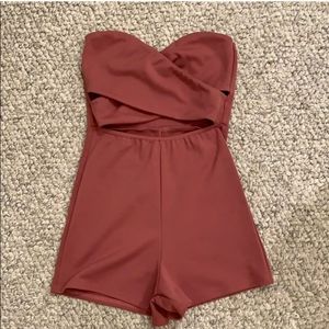 HOLD ⭐Boohoo Romper ⭐